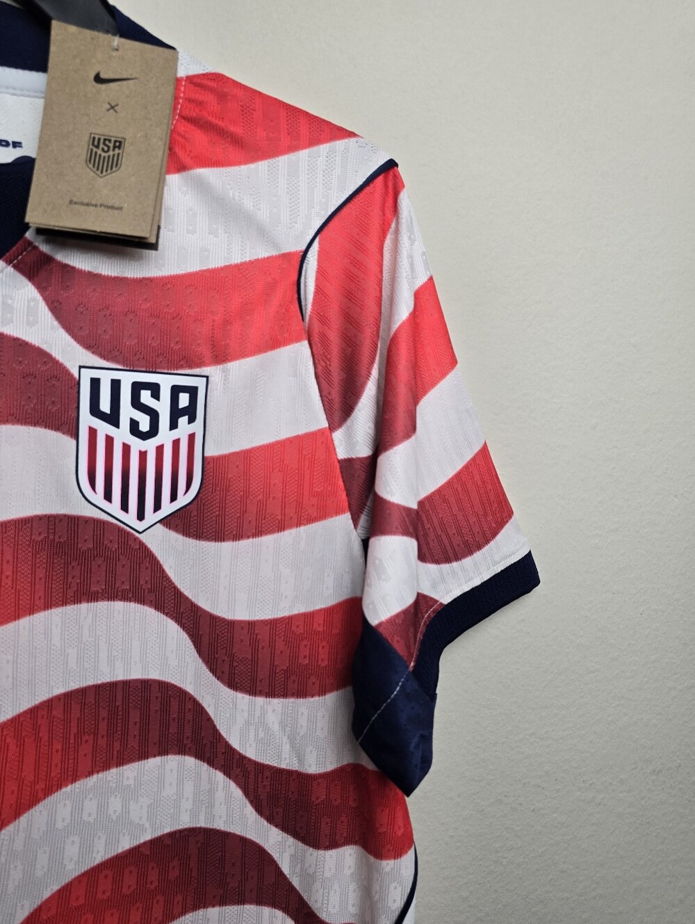 NWT Men USA Nike 2026 World Cup Jersey - Picture 4 of 6